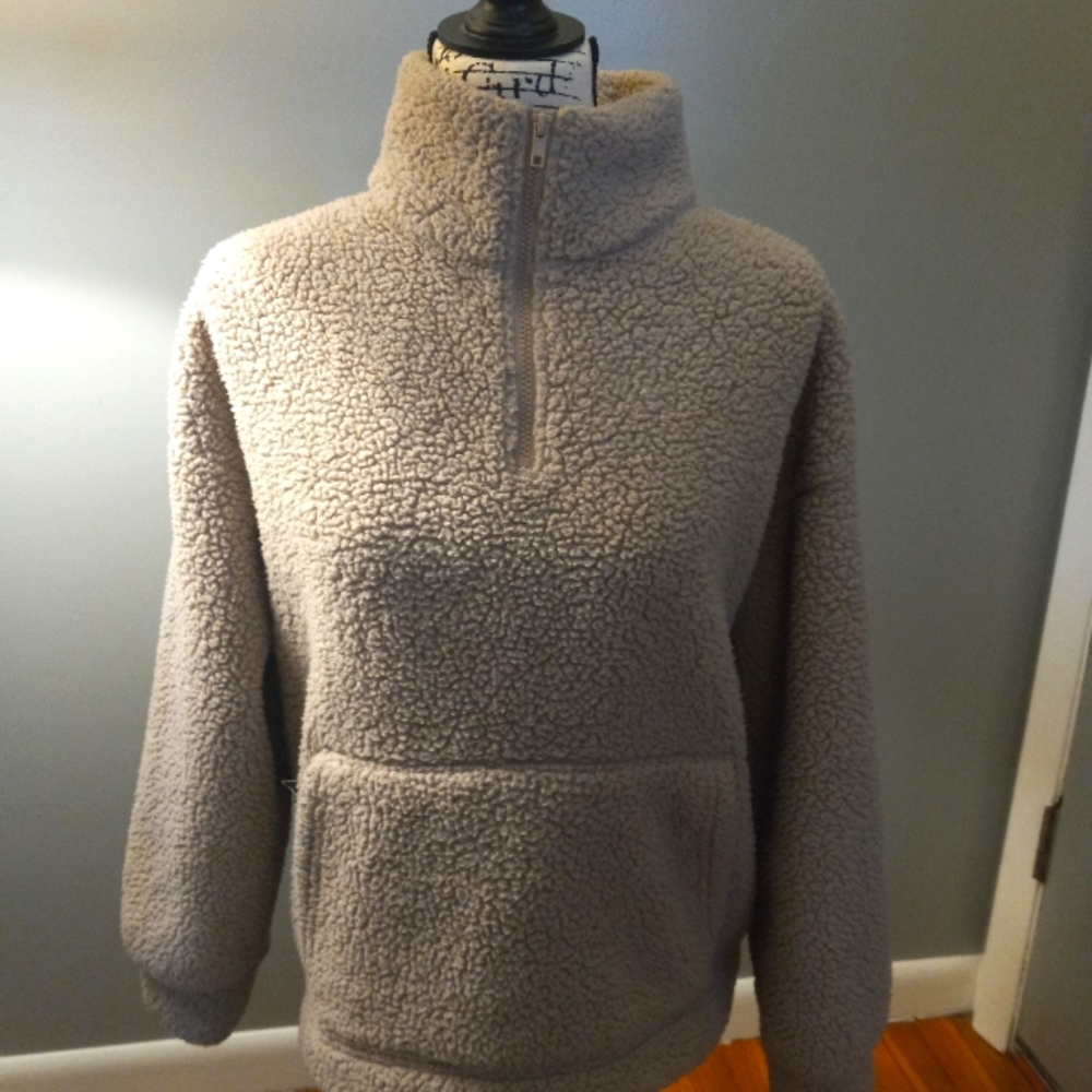American eagle fleece